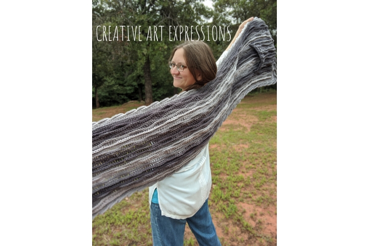 Sea Breeze Pocket Shawl in Anthracite Adult Regular