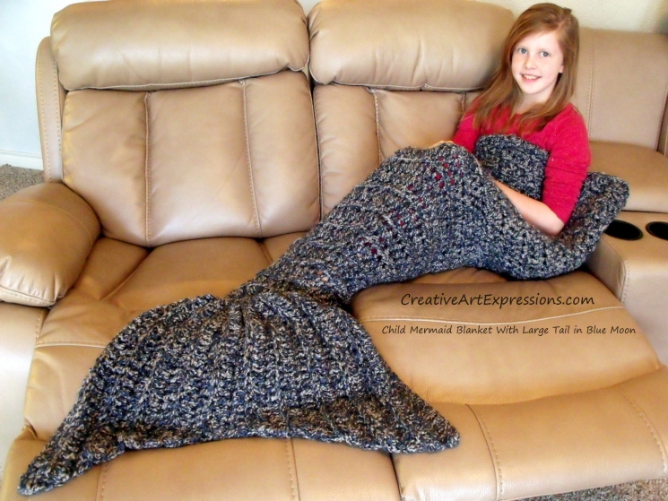 Mermaid Blanket Child Large Fin in Blue Moon