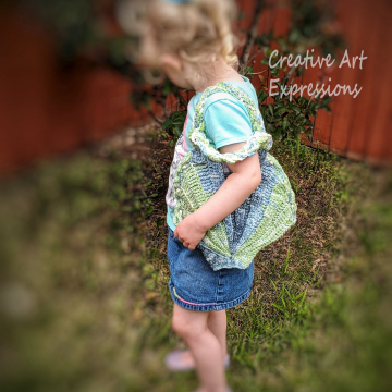 Seashell Clam Purse, Crocheted, Lime Green & Blue, Silver Poly Satin Lined, Small, Mermaid Necessities, Ocean Crochet, Seashell Decorated Purse, Unqiue Girl Gift, Ready to Ship,